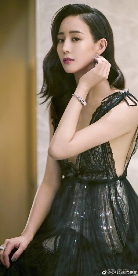超美性感张钧甯9192d04cly1gdgzuwwm2ij20u01o0ki4.jpg